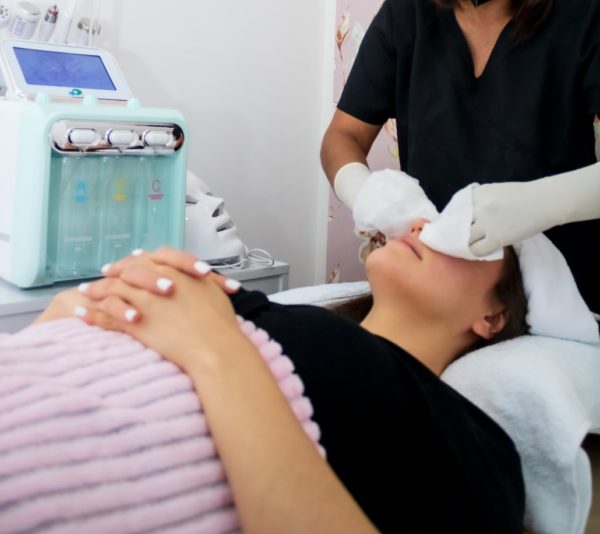 Facial con microdermoabrasión